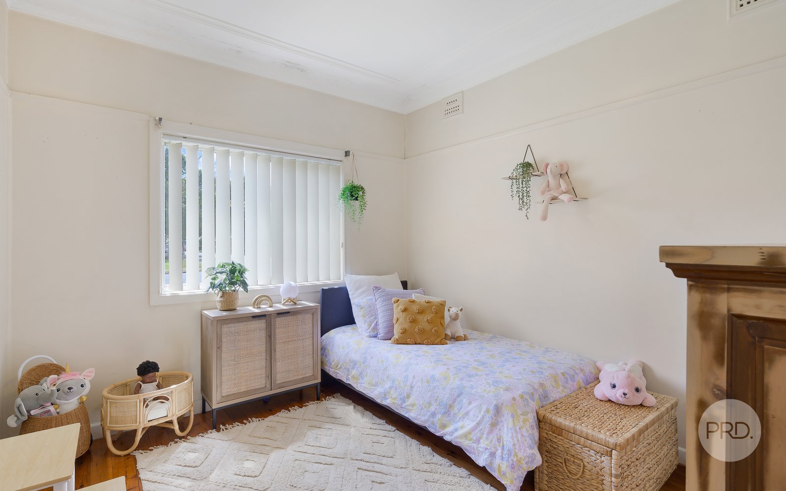 244 Stafford Street PENRITH 11