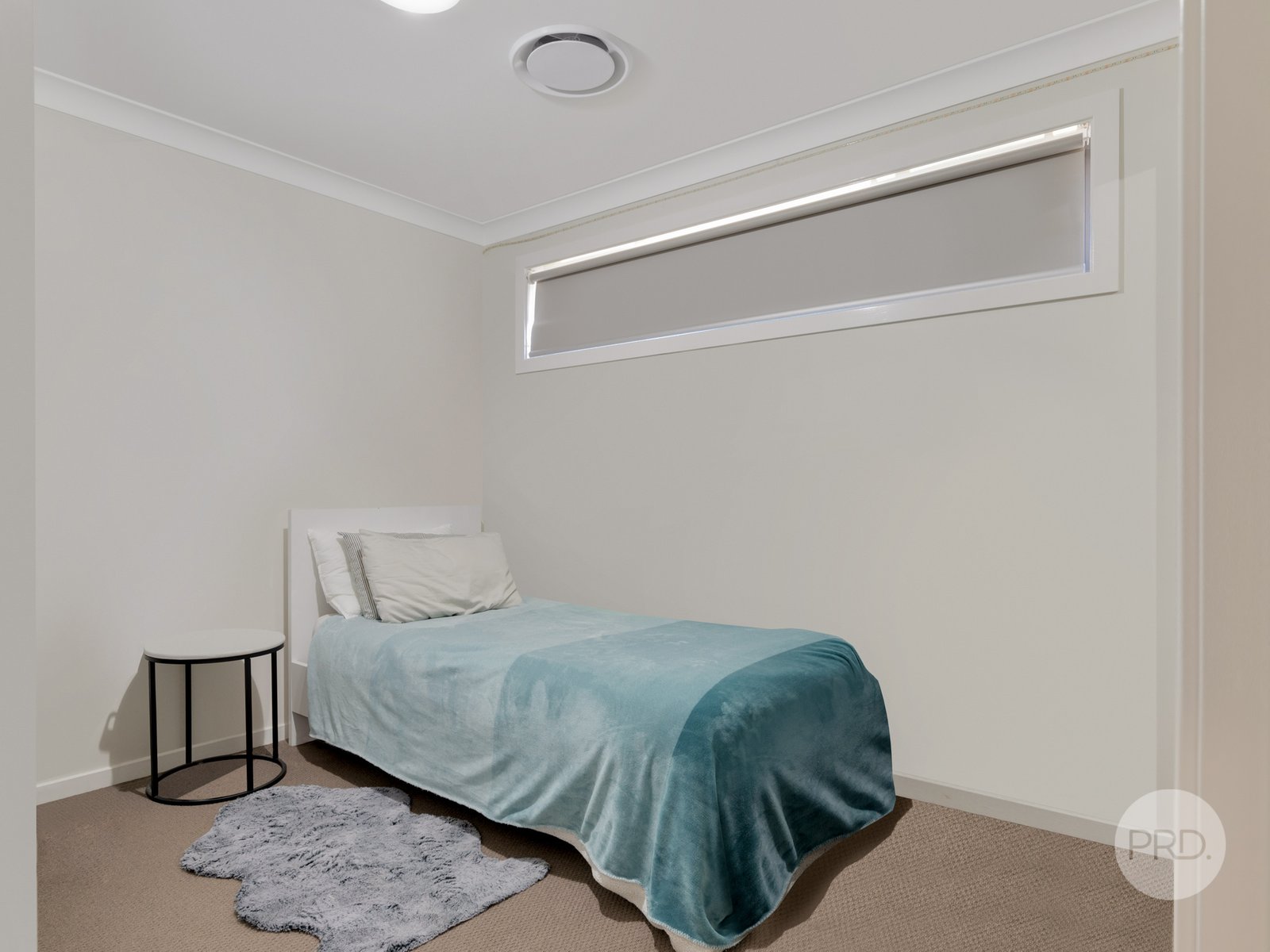 2/44 The Lakes Drive GLENMORE PARK 5
