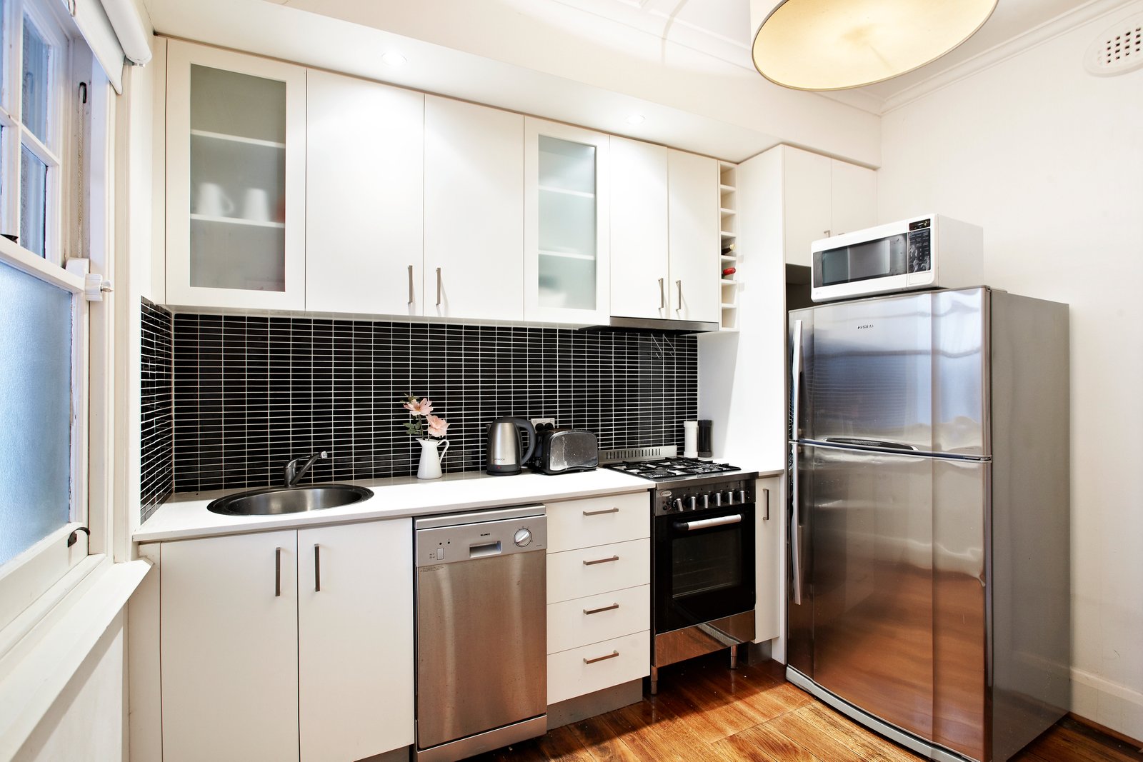 Gallery: 2/44 Wellington Street