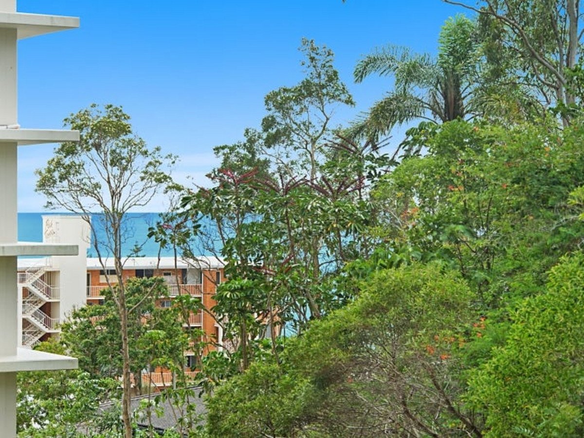 24/45 Hayle Street BURLEIGH HEADS 10