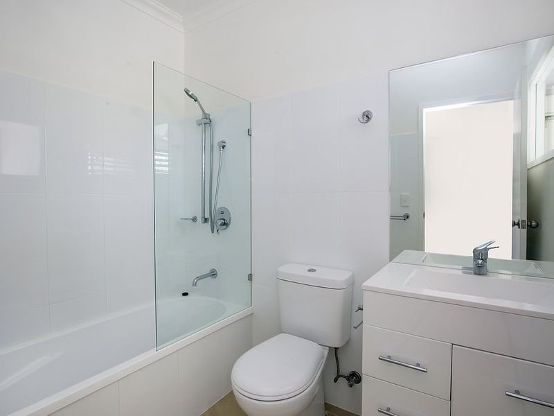 24/460-462 Pine Ridge Road COOMBABAH 8