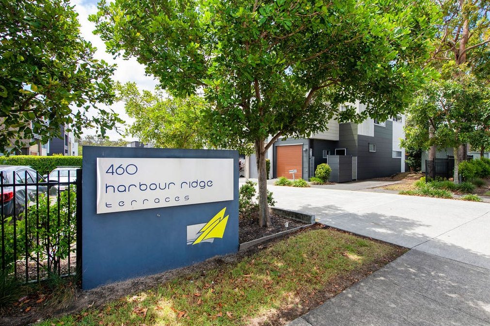 24/460-462 Pine Ridge Road COOMBABAH 14