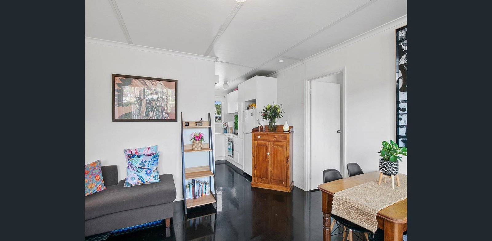 Gallery: 2/45 Francis Street