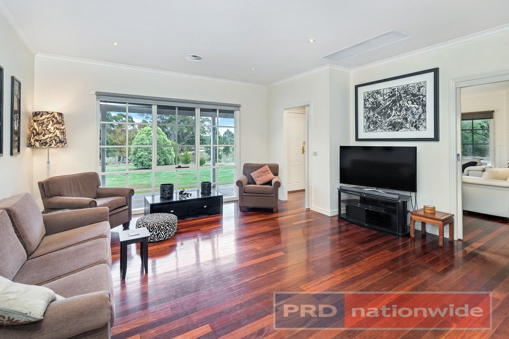 245 Howards Road WATTLE FLAT 3