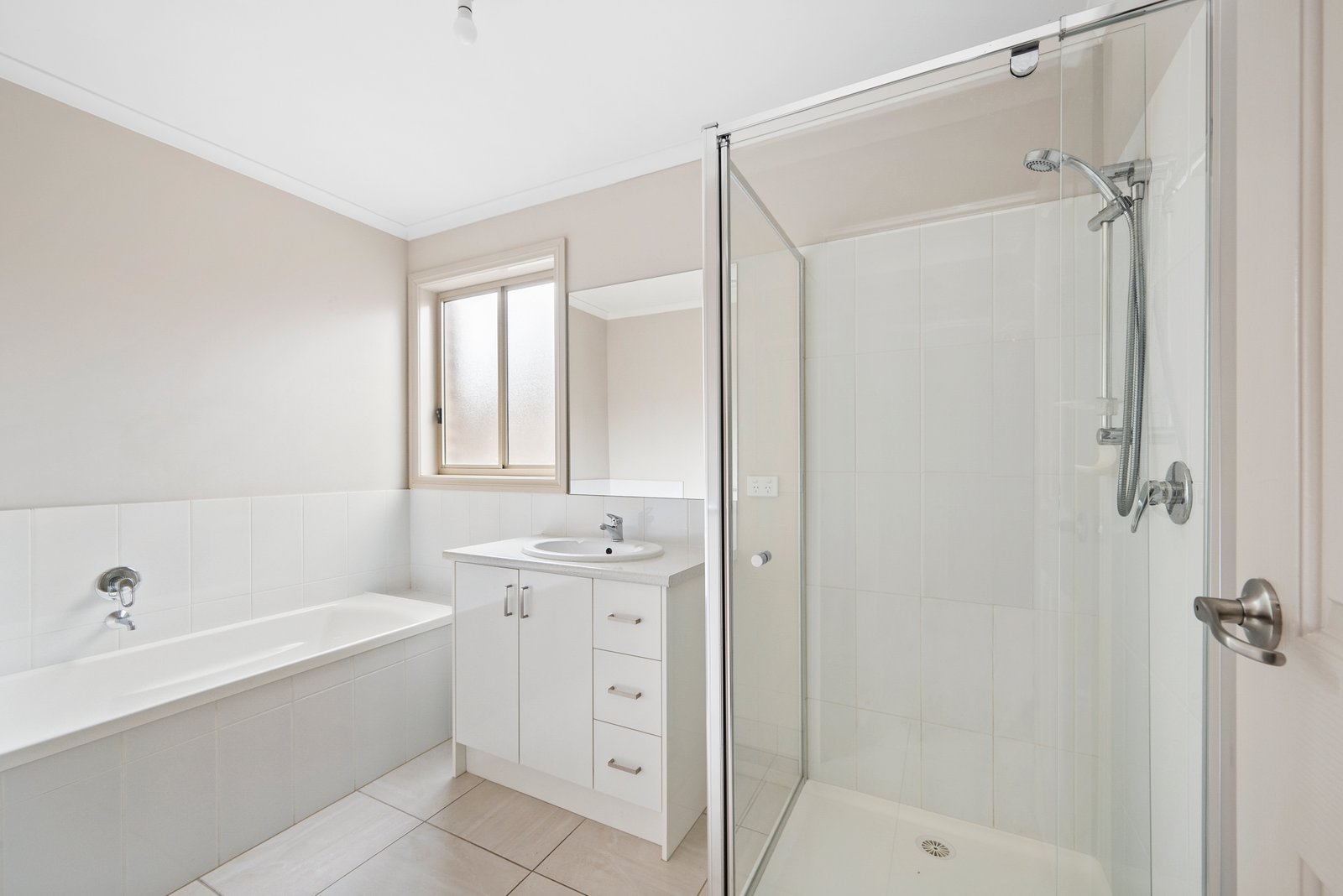 245 Kossuth Street SEBASTOPOL 6