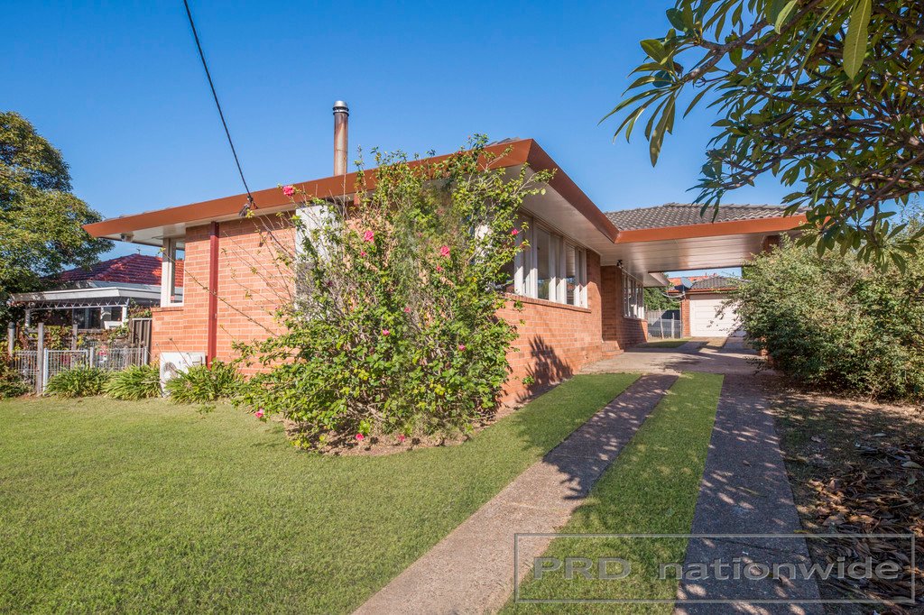 245 New England Hwy  RUTHERFORD 1