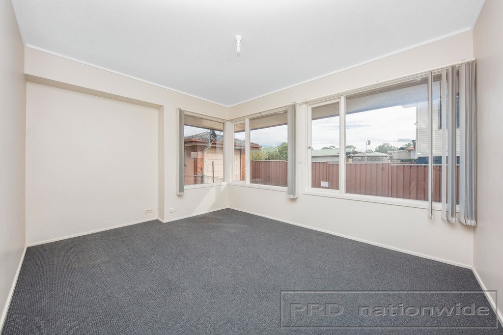 245 New England Hwy  RUTHERFORD 11