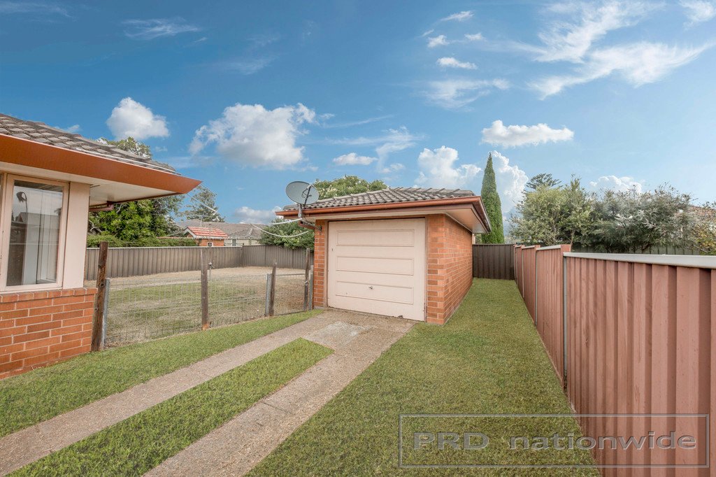 245 New England Hwy  RUTHERFORD 14