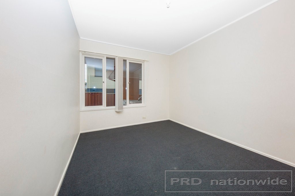 245 New England Hwy  RUTHERFORD 15