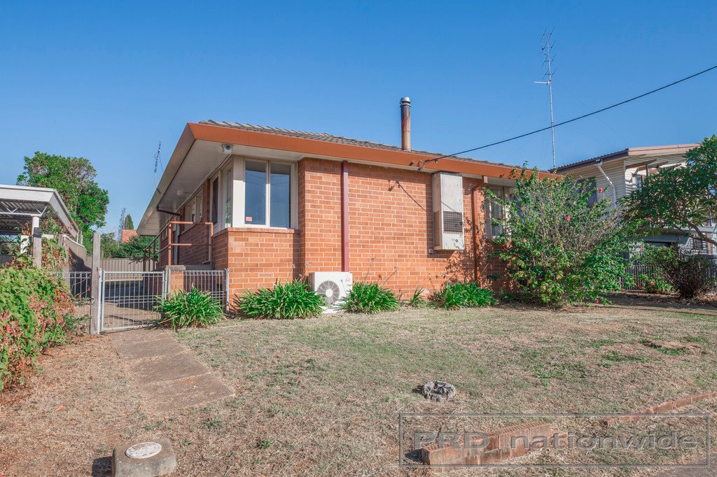 245 New England Hwy  RUTHERFORD 16