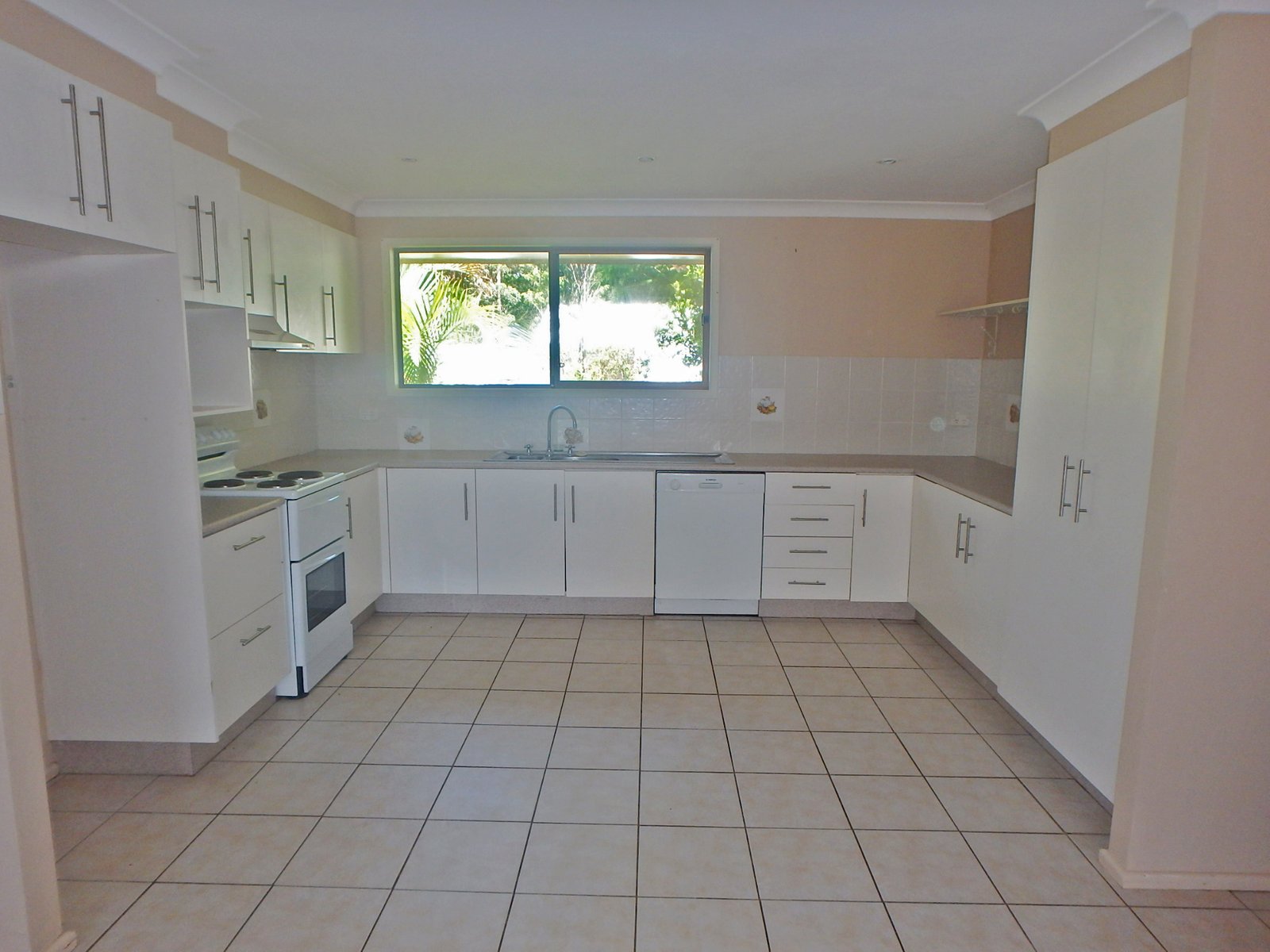 2/45 Norman Street LAURIETON 3