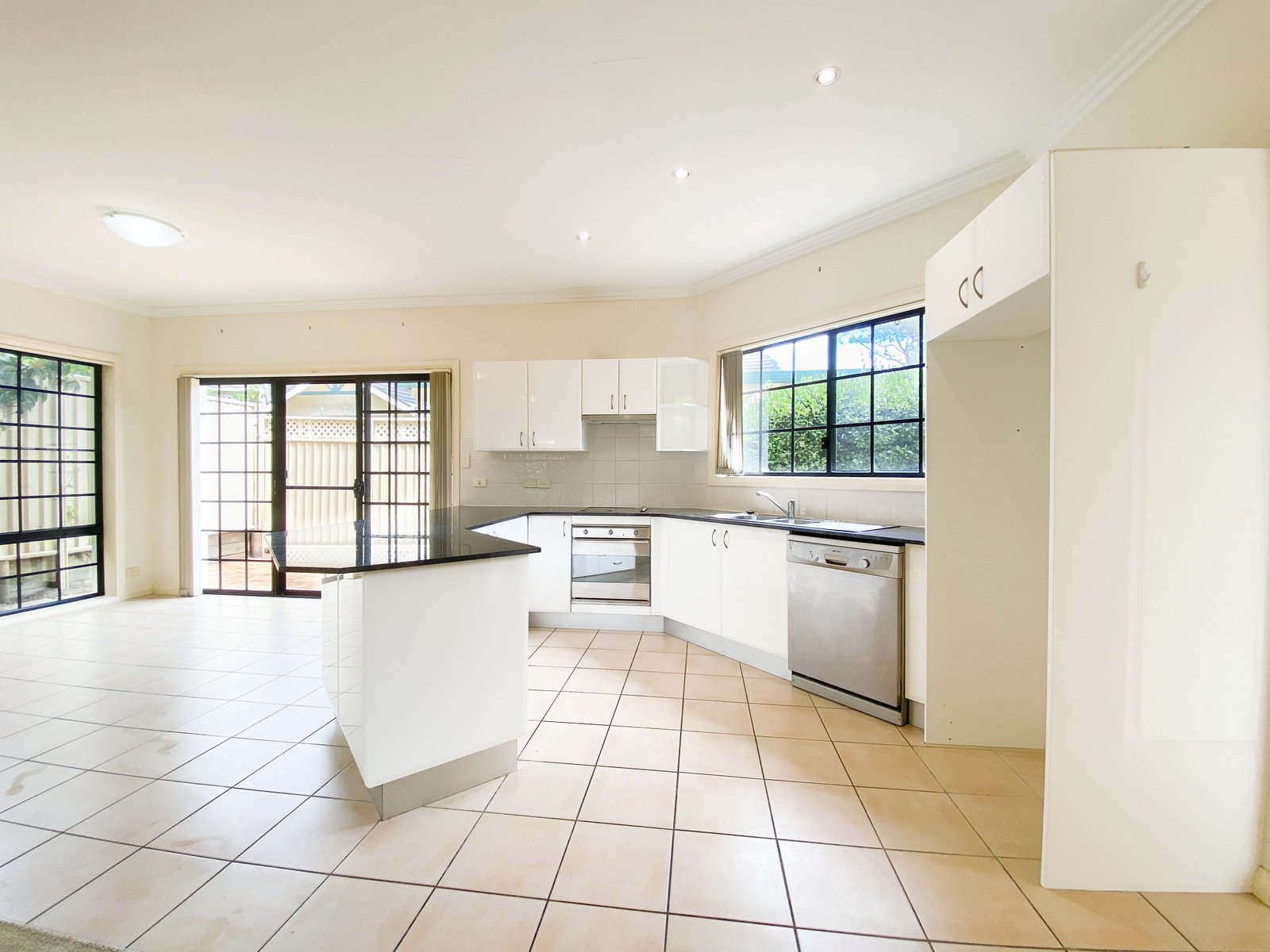 2/45 Pirralea Parade NELSON BAY 3