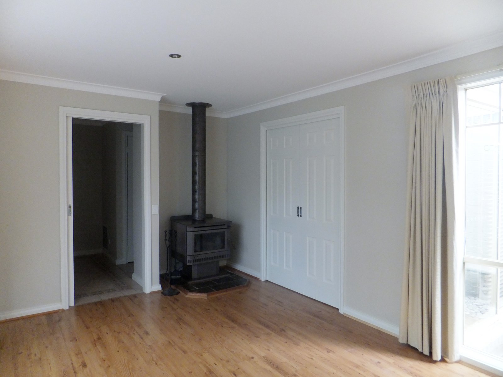 Gallery: 2/45 Sunhill Road