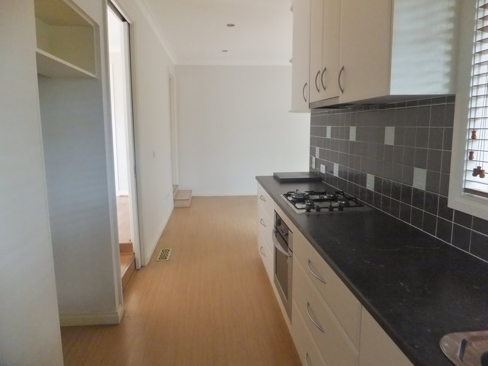 Gallery: 2/45 Sunhill Road