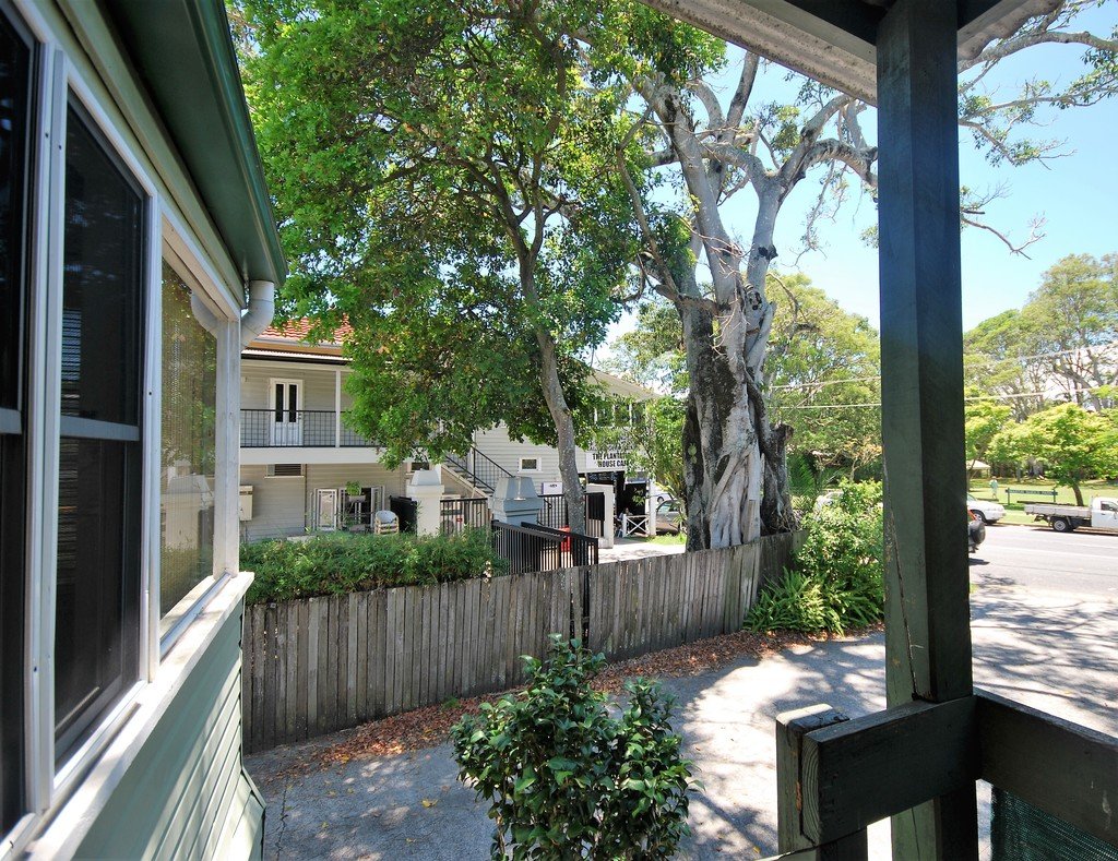 2/45 Tallebudgera BURLEIGH HEADS 3