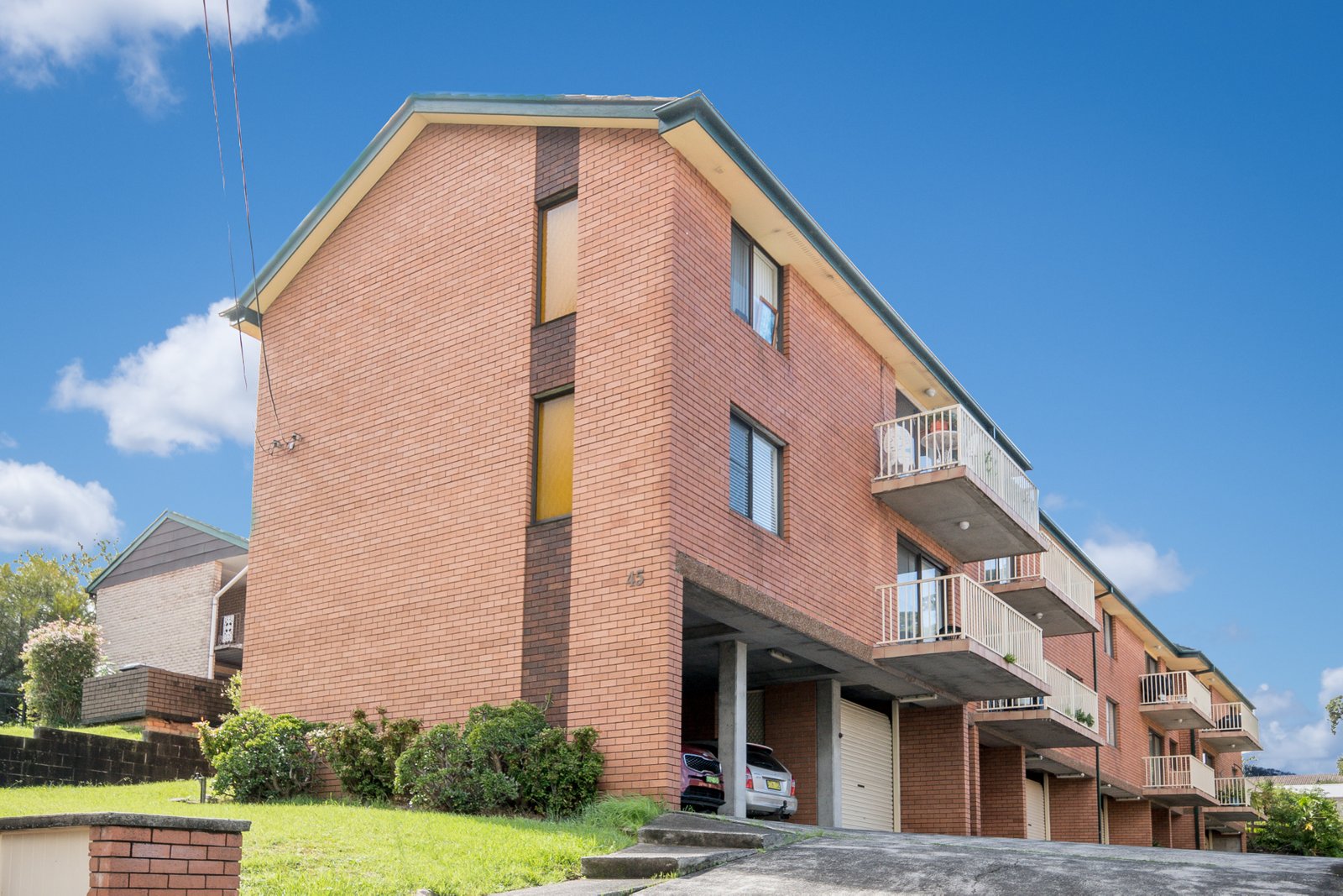 2/45 Thompson St  WOONONA 1