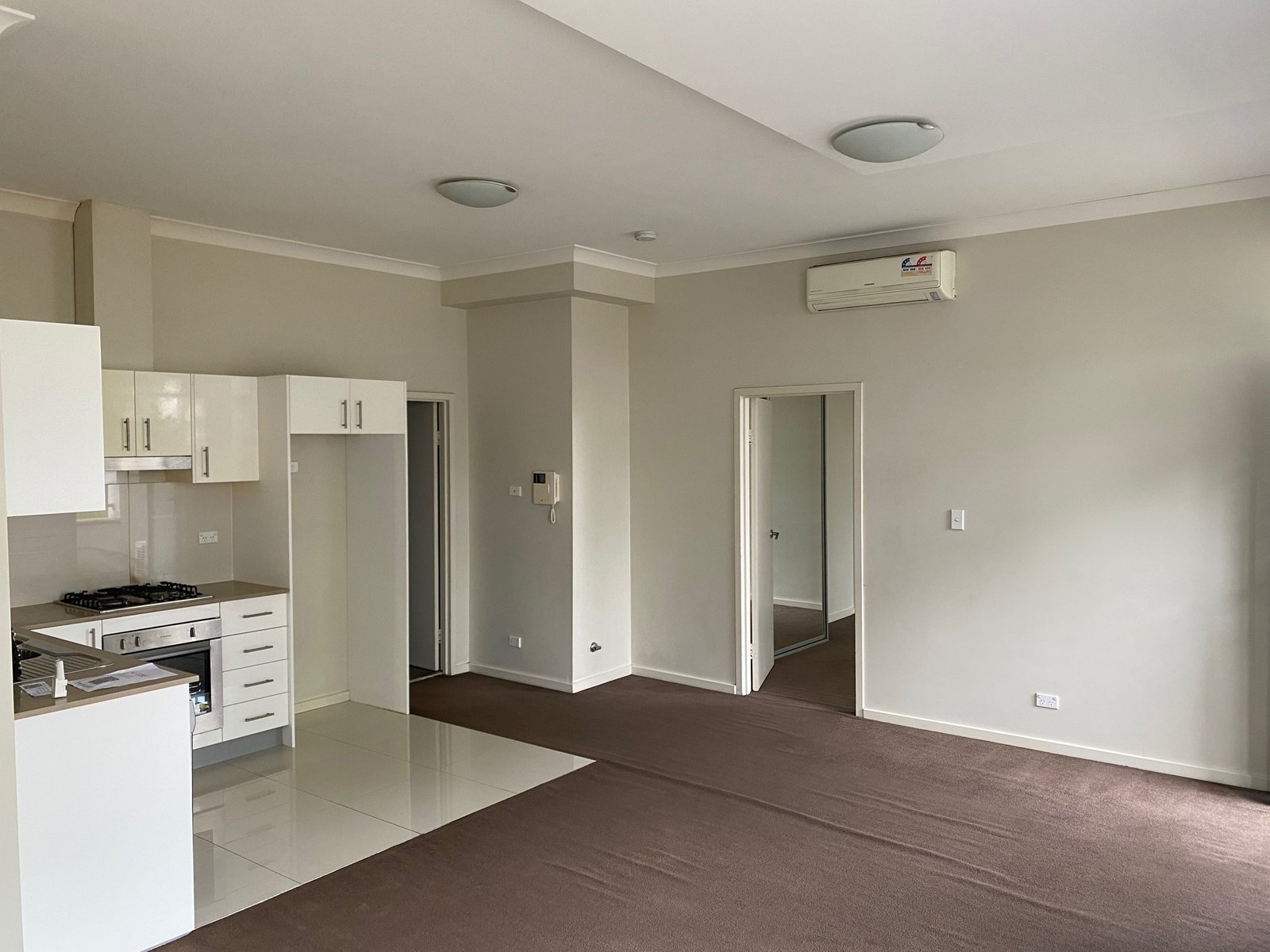 24/51a-53 High Street PARRAMATTA 2