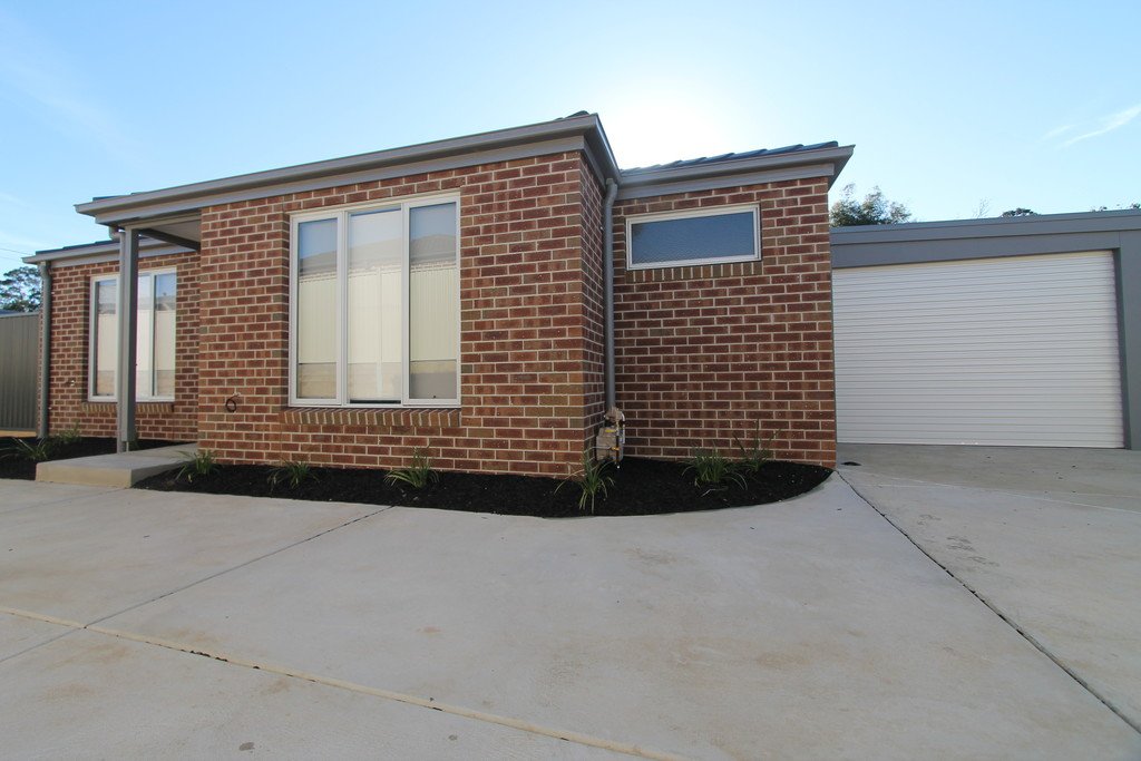 2/46 Bridge Street SEBASTOPOL 19