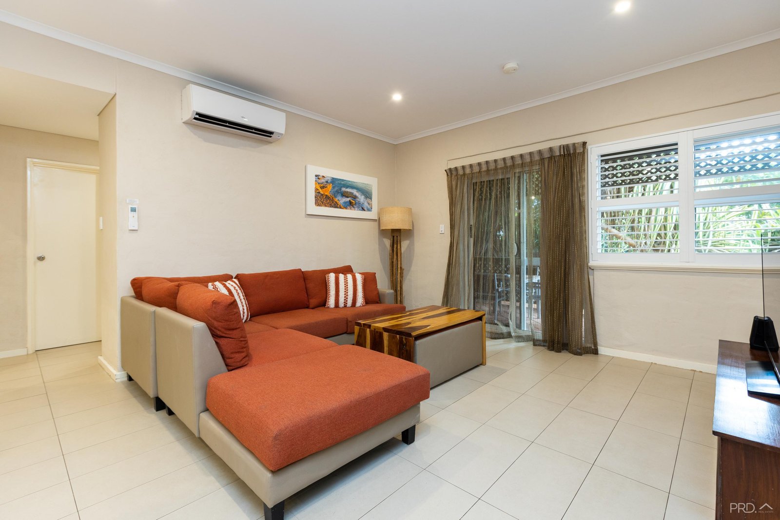 24/6 Challenor Drive CABLE BEACH 5