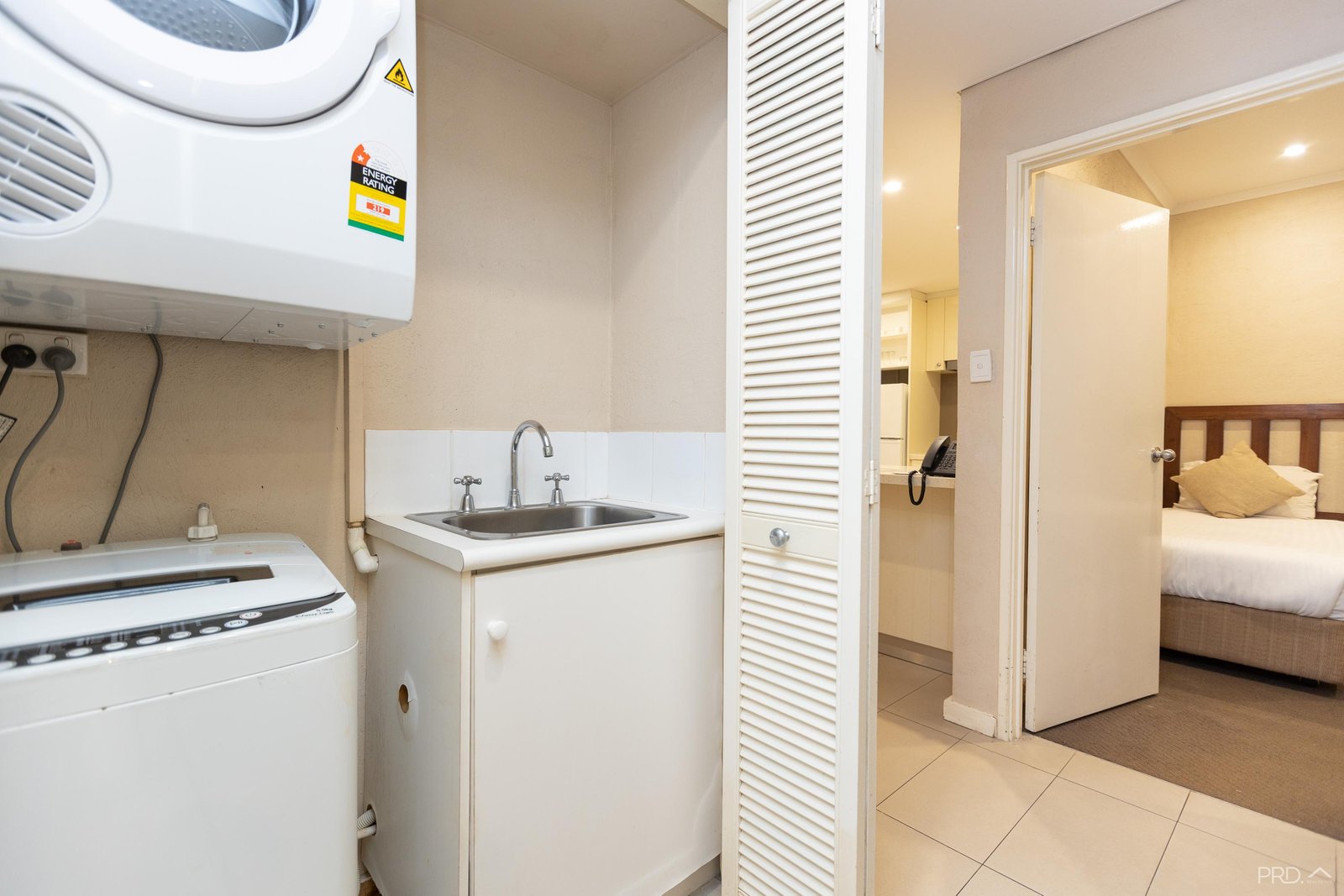 24/6 Challenor Drive CABLE BEACH 14