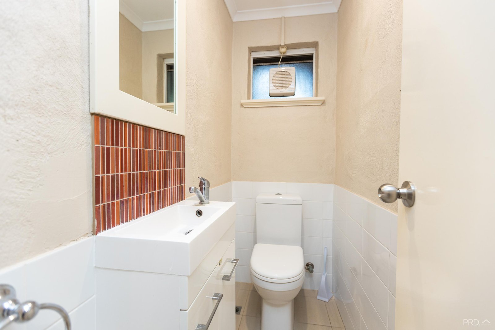 24/6 Challenor Drive CABLE BEACH 15