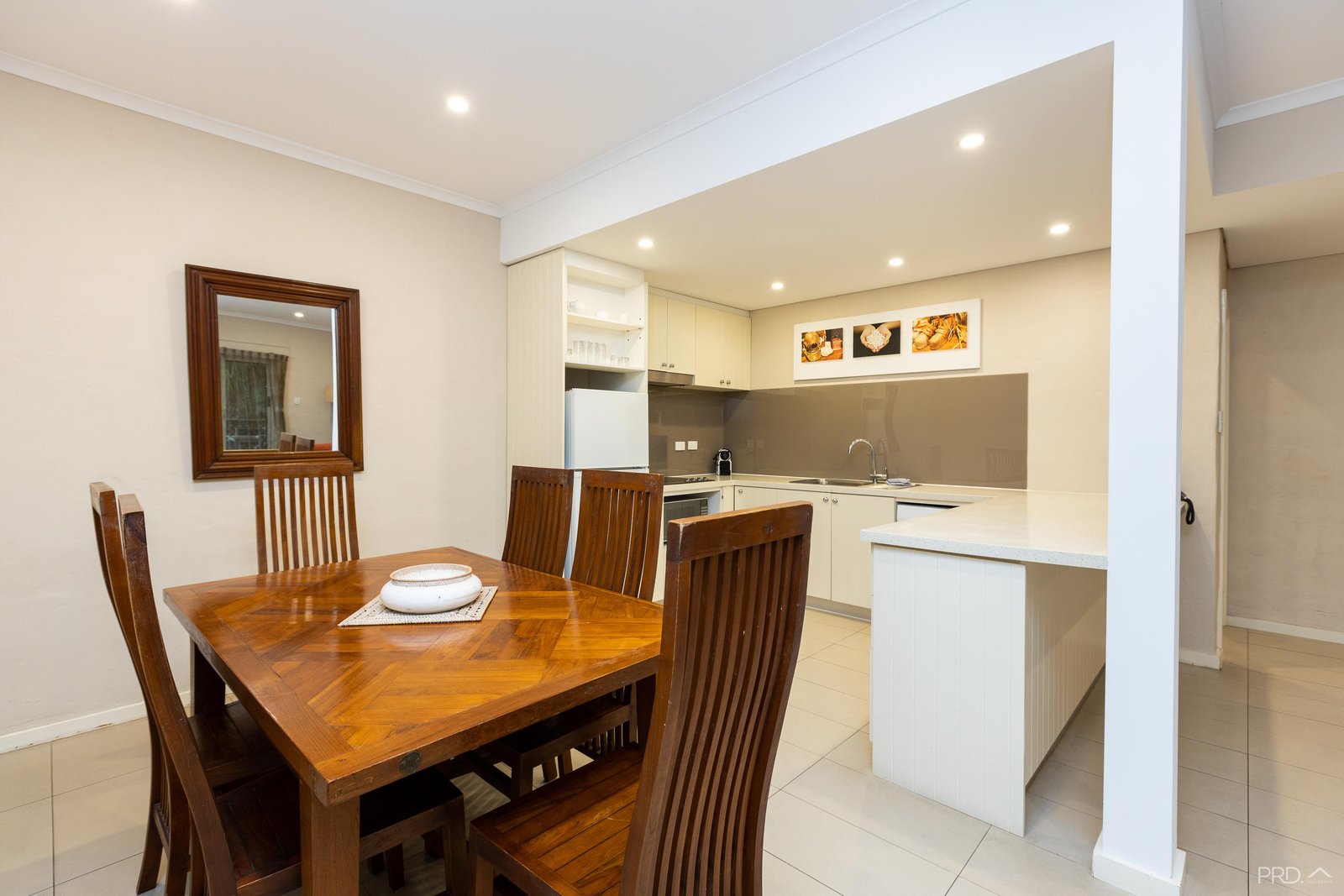 24/6 Challenor Drive CABLE BEACH 17