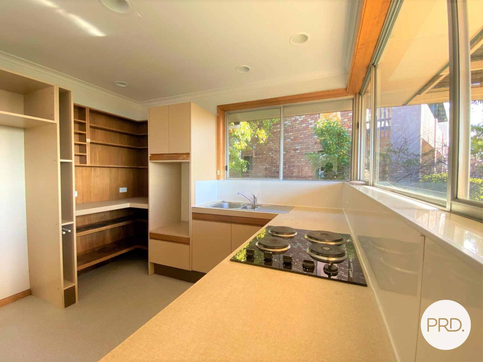 246 Churchill Avenue SANDY BAY 4