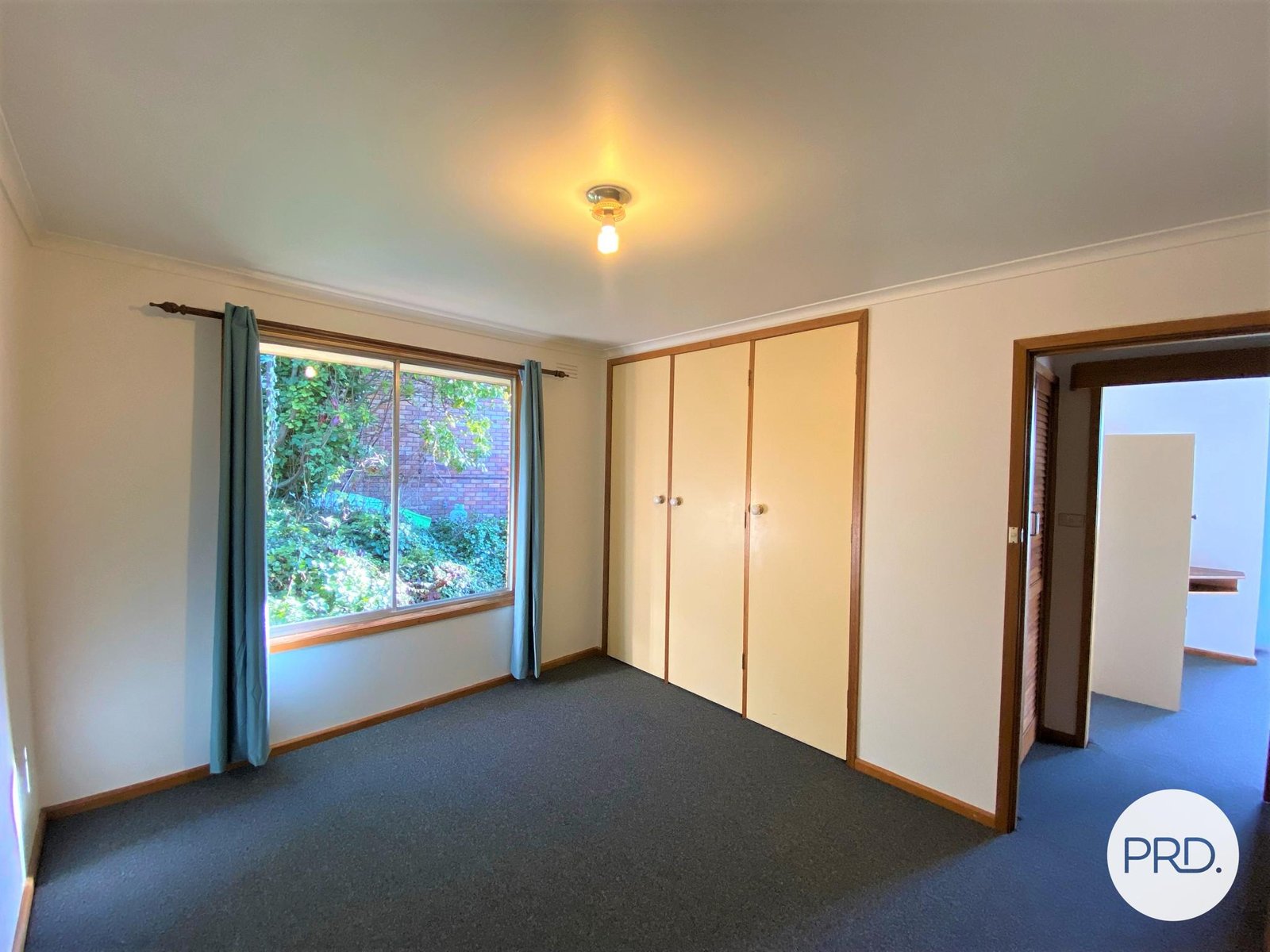 246 Churchill Avenue SANDY BAY 8
