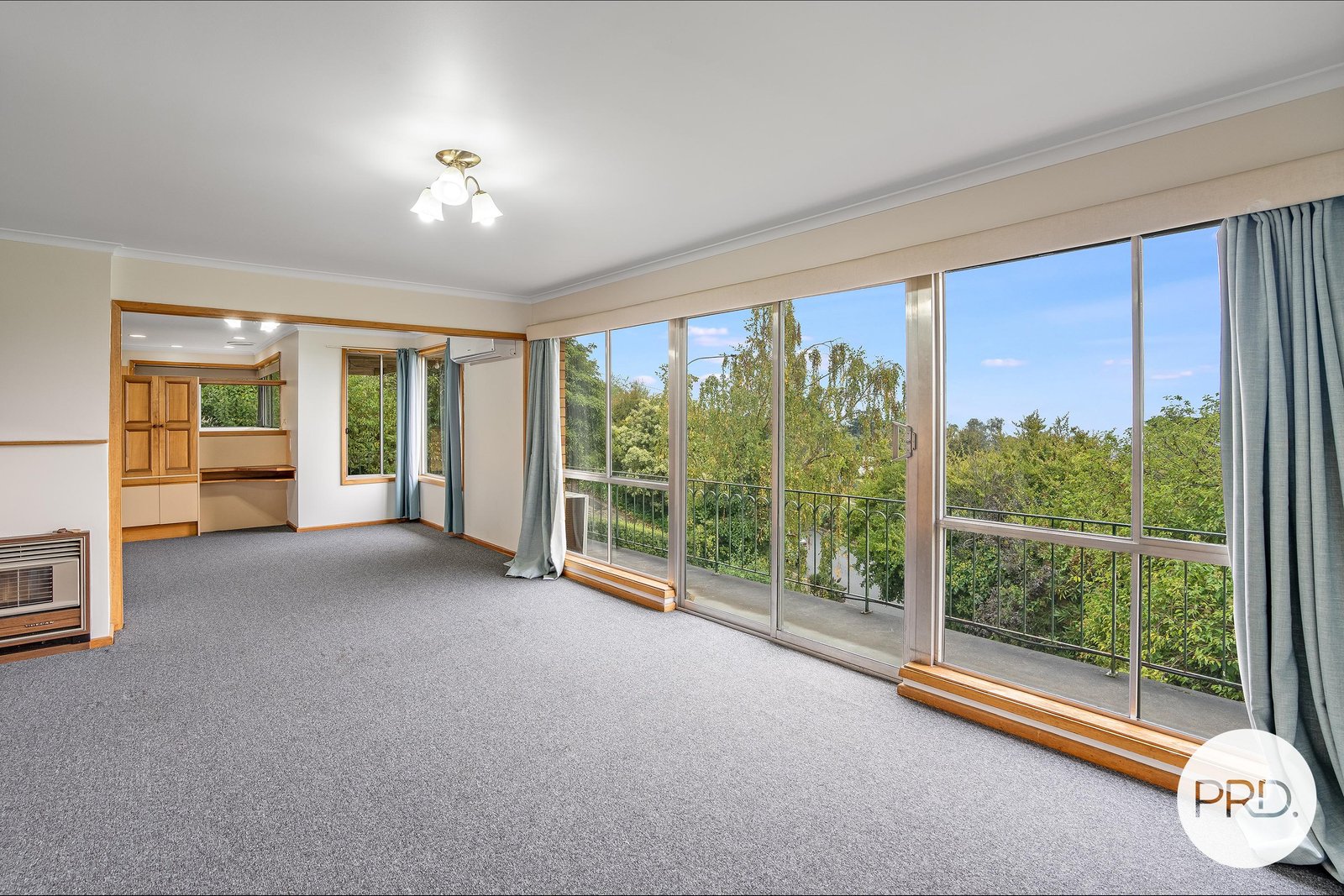 246 Churchill Avenue SANDY BAY 2