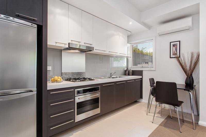 Gallery: 2/46 Commercial Road