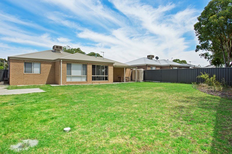 2/46 Hotham Circuit THURGOONA 9