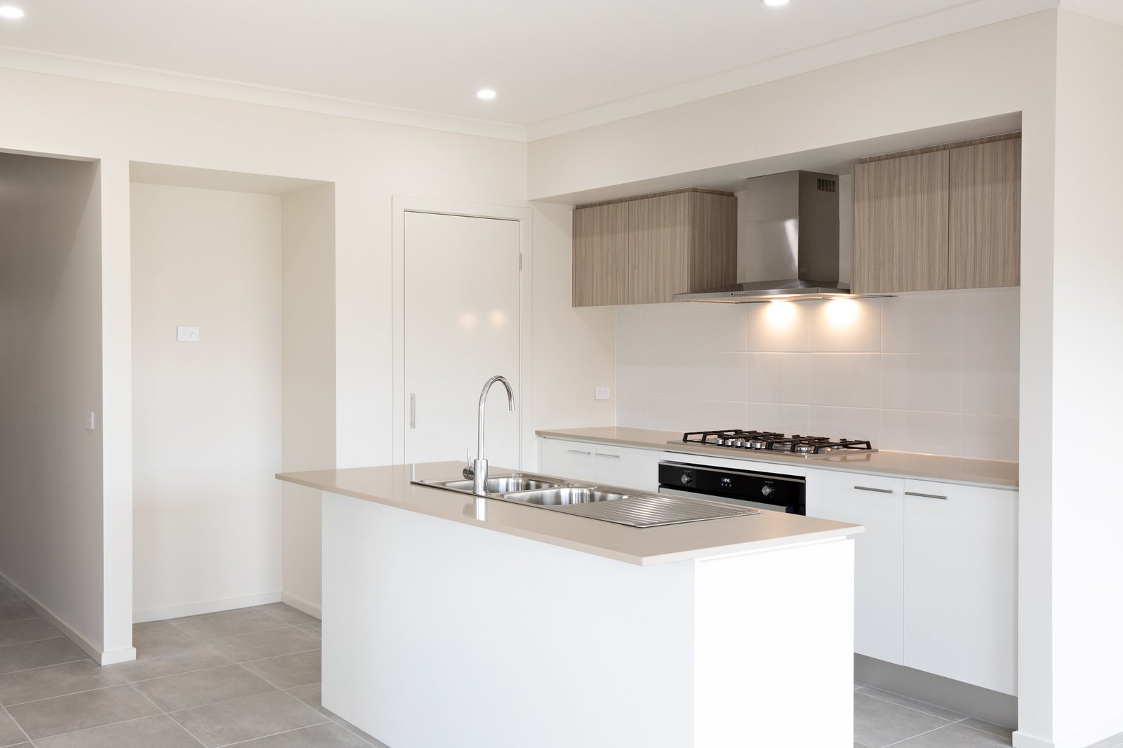 Gallery: 246 Kossuth Street