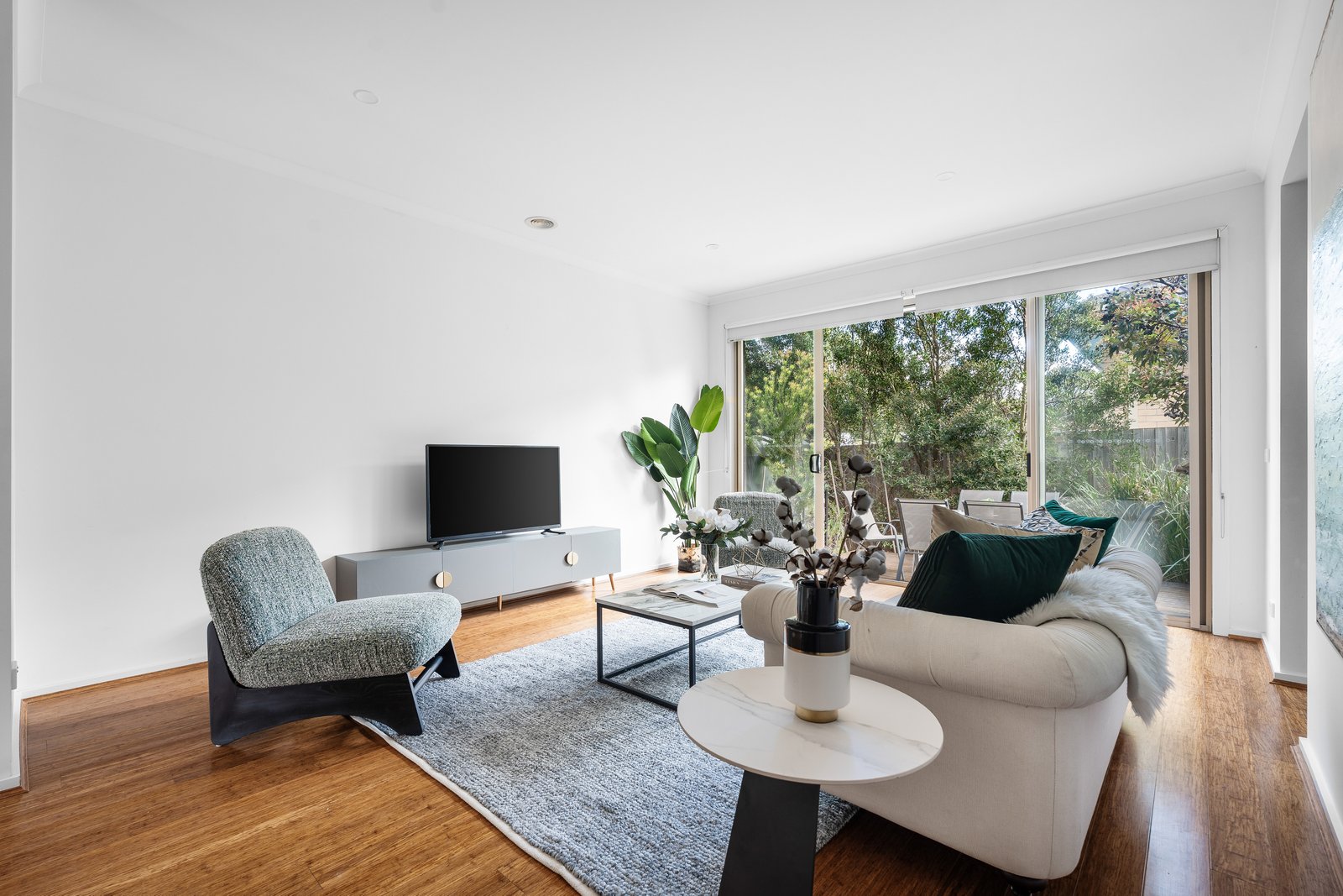 Gallery: 2/46 Luckie Street