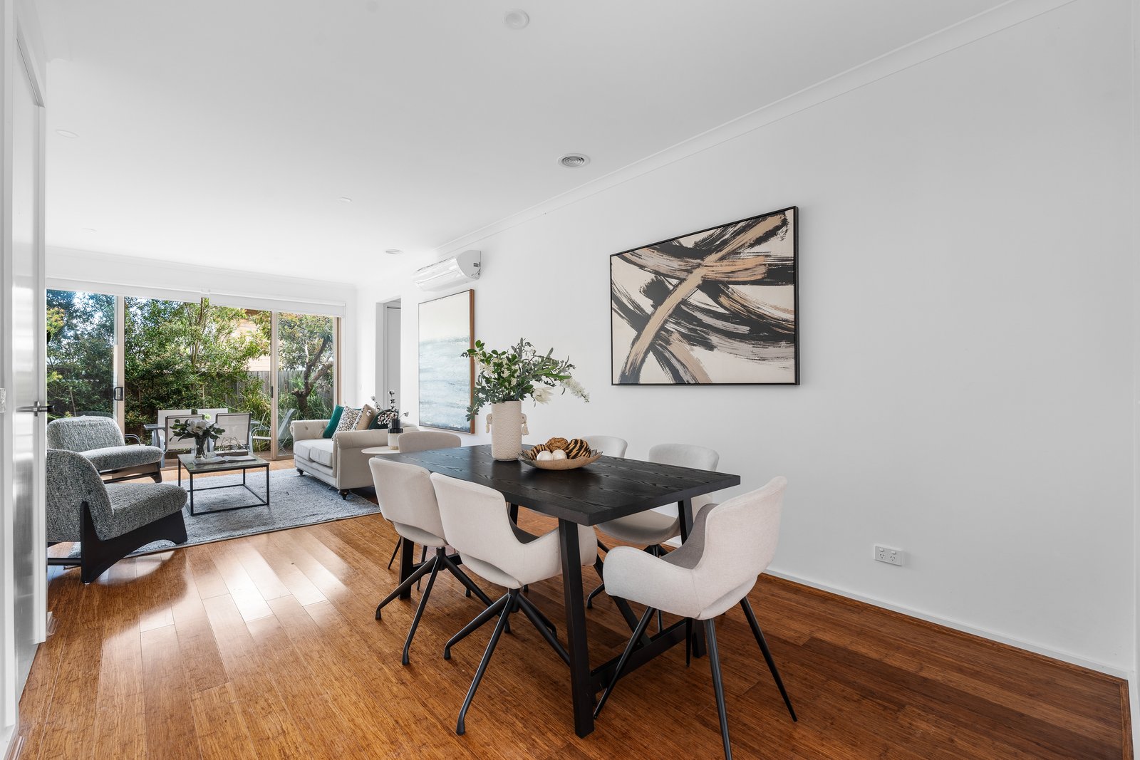 Gallery: 2/46 Luckie Street
