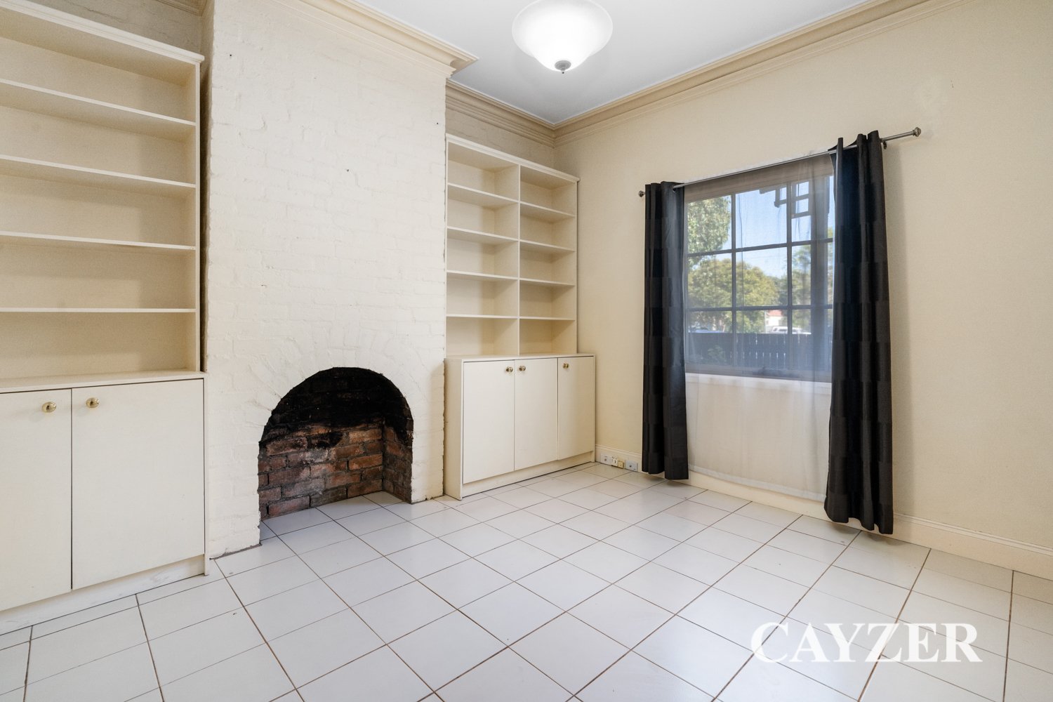 Gallery: 246 Nott Street