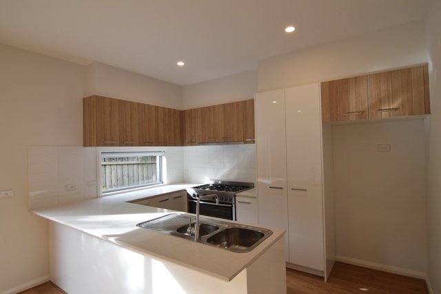 Gallery: 2/46 Percy Street