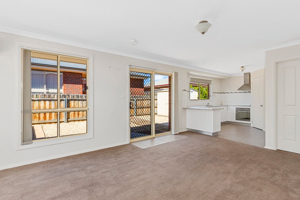 2/46 Racecourse Road BRIGHTON 2