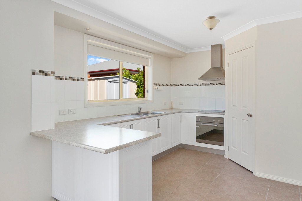 2/46 Racecourse Road BRIGHTON 3