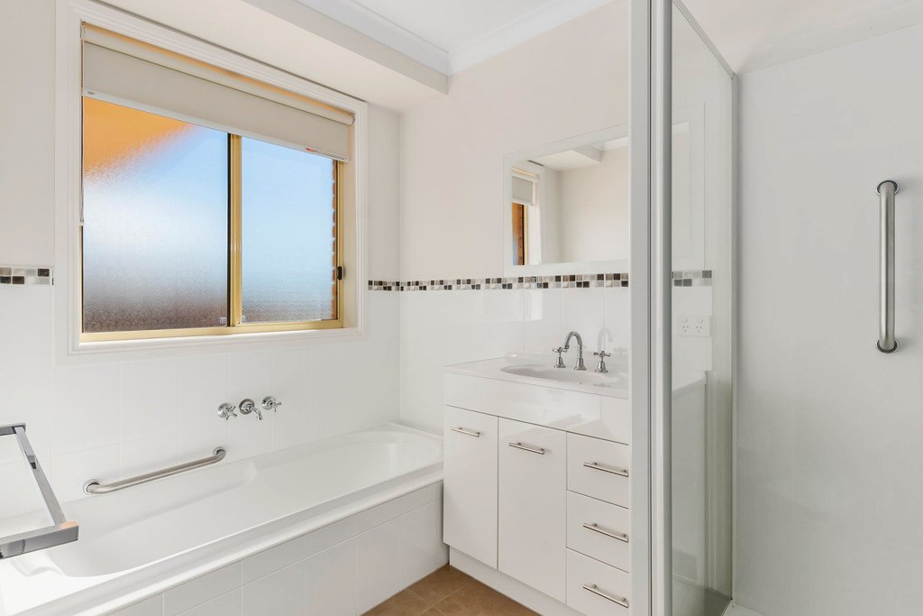 2/46 Racecourse Road BRIGHTON 7