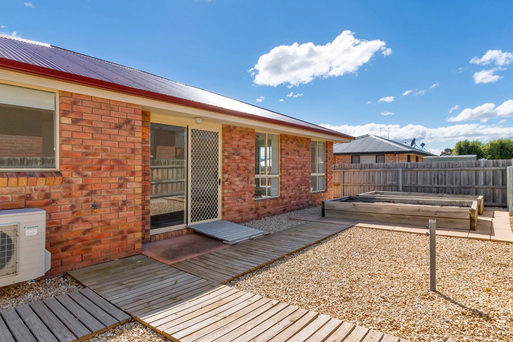 2/46 Racecourse Road BRIGHTON 8