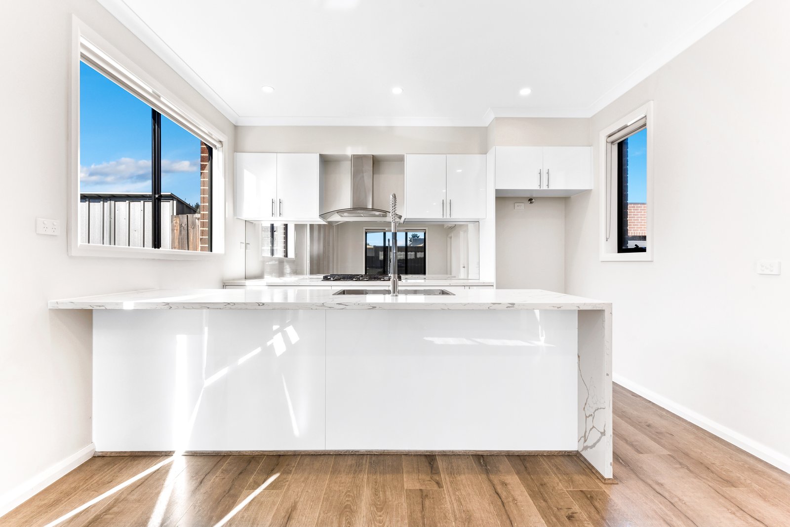 Gallery: 2/46 Scotsburn Avenue
