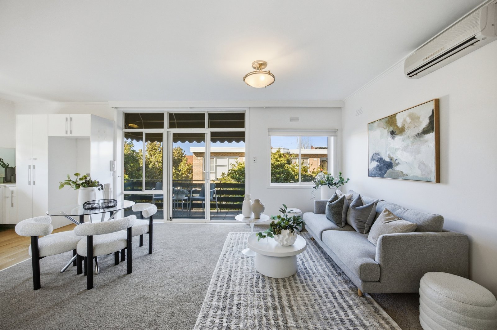 Gallery: 24/6 Westbury Street