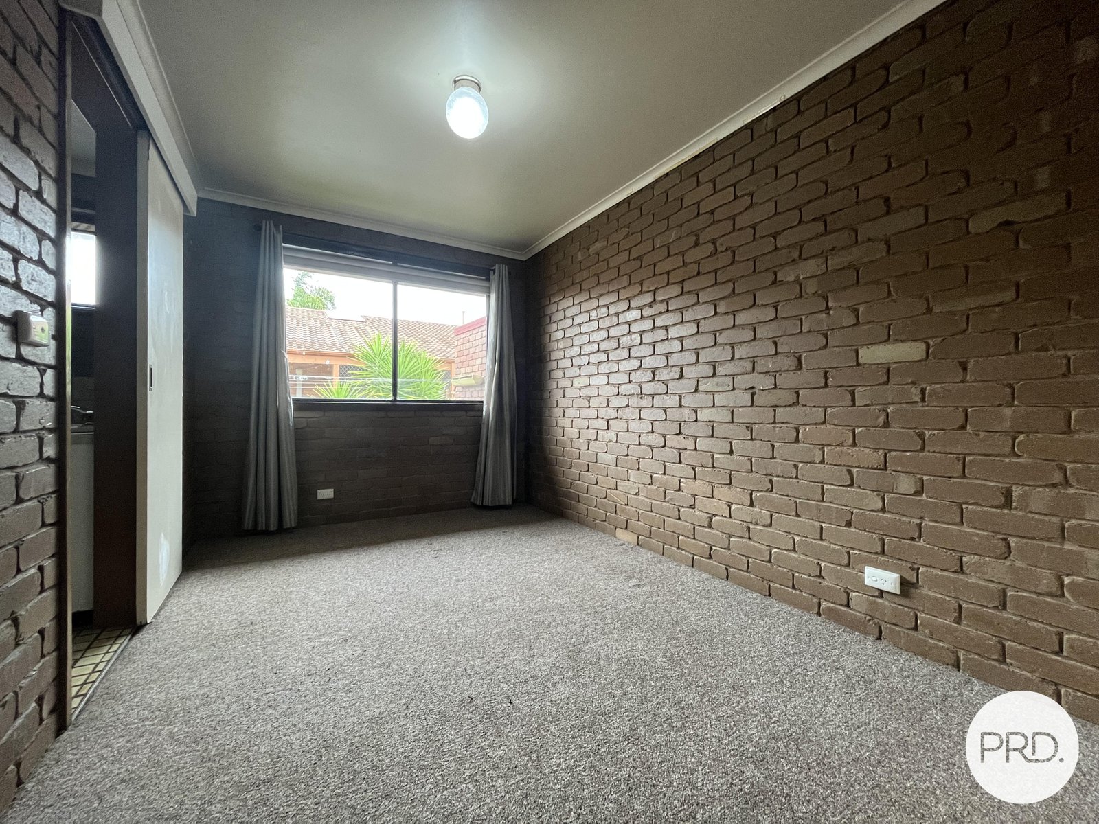 2/460 Kemp Street LAVINGTON 7