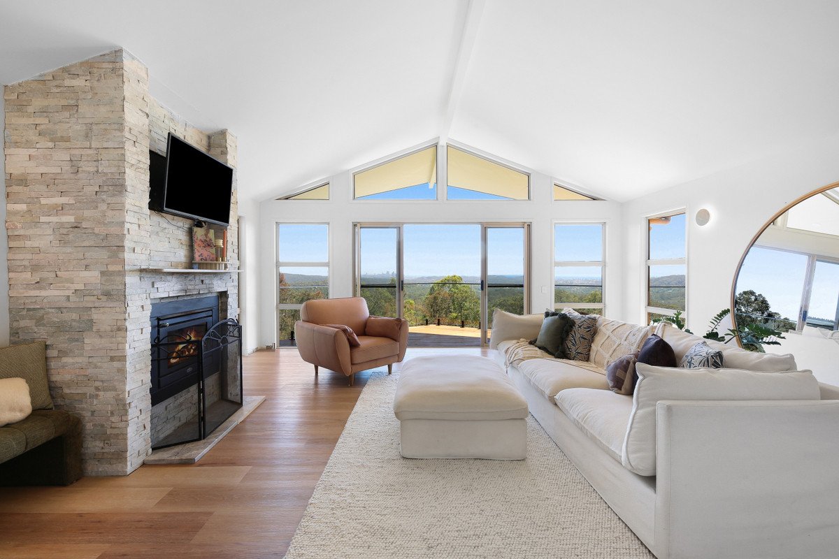 2/463 Trees Road TALLEBUDGERA 1