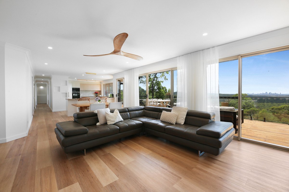 2/463 Trees Road TALLEBUDGERA 5