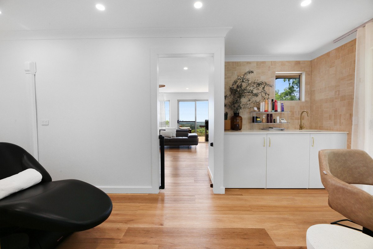 2/463 Trees Road TALLEBUDGERA 28