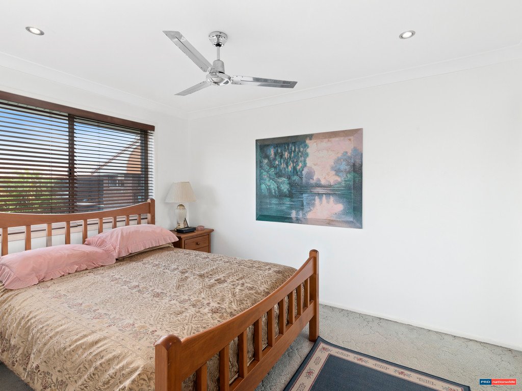 24/66 Sarawak Avenue PALM BEACH 10