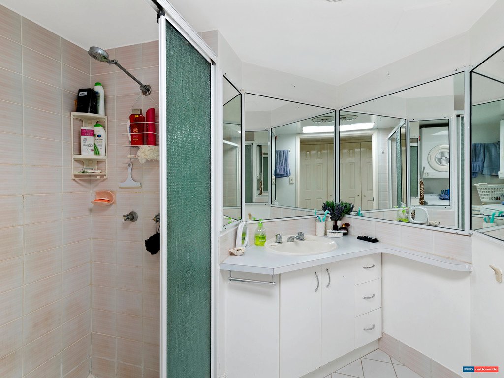 24/66 Sarawak Avenue PALM BEACH 11
