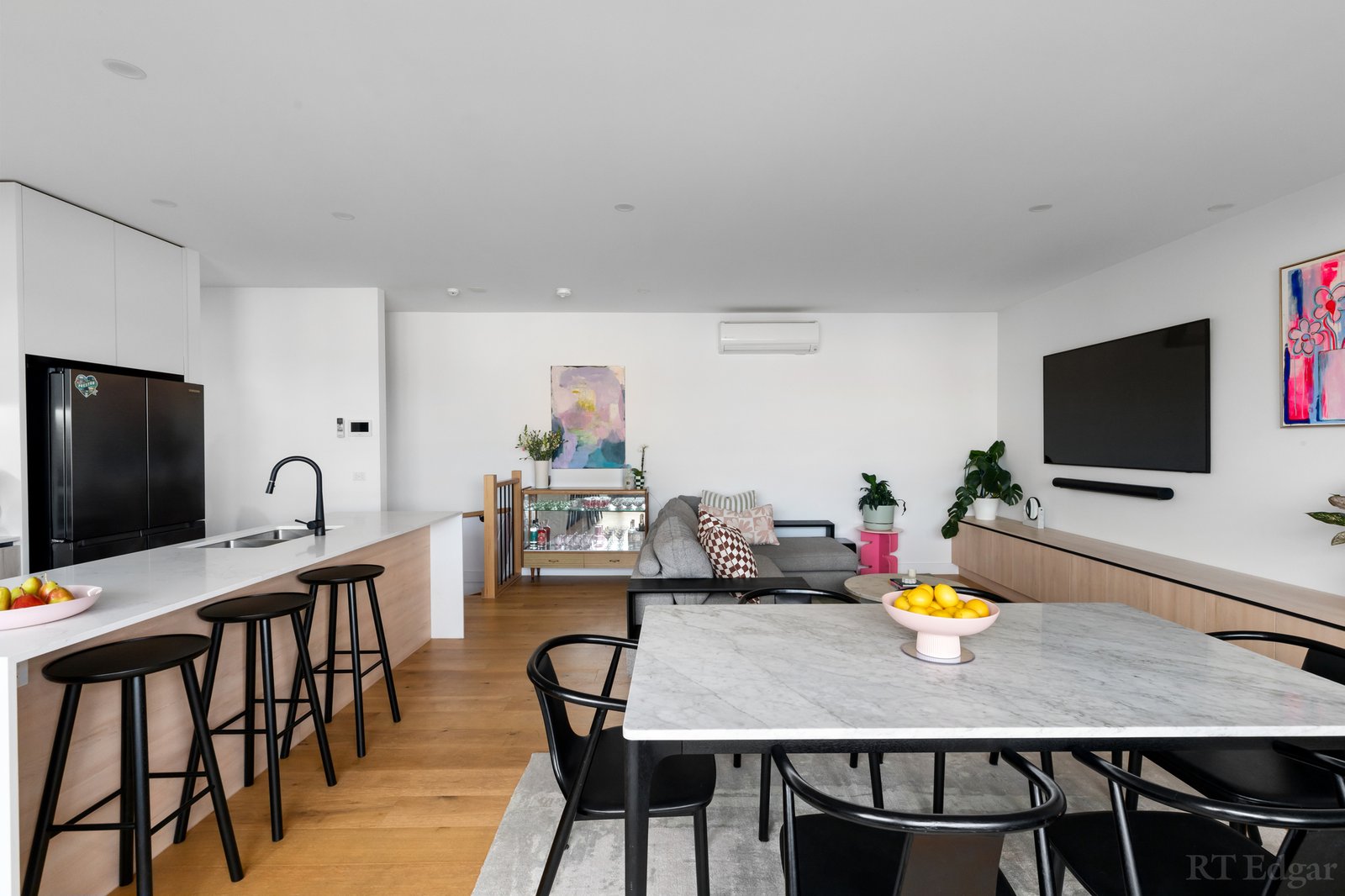 Real Estate and Property in 2/469-471 Gilbert Road, Preston, VIC