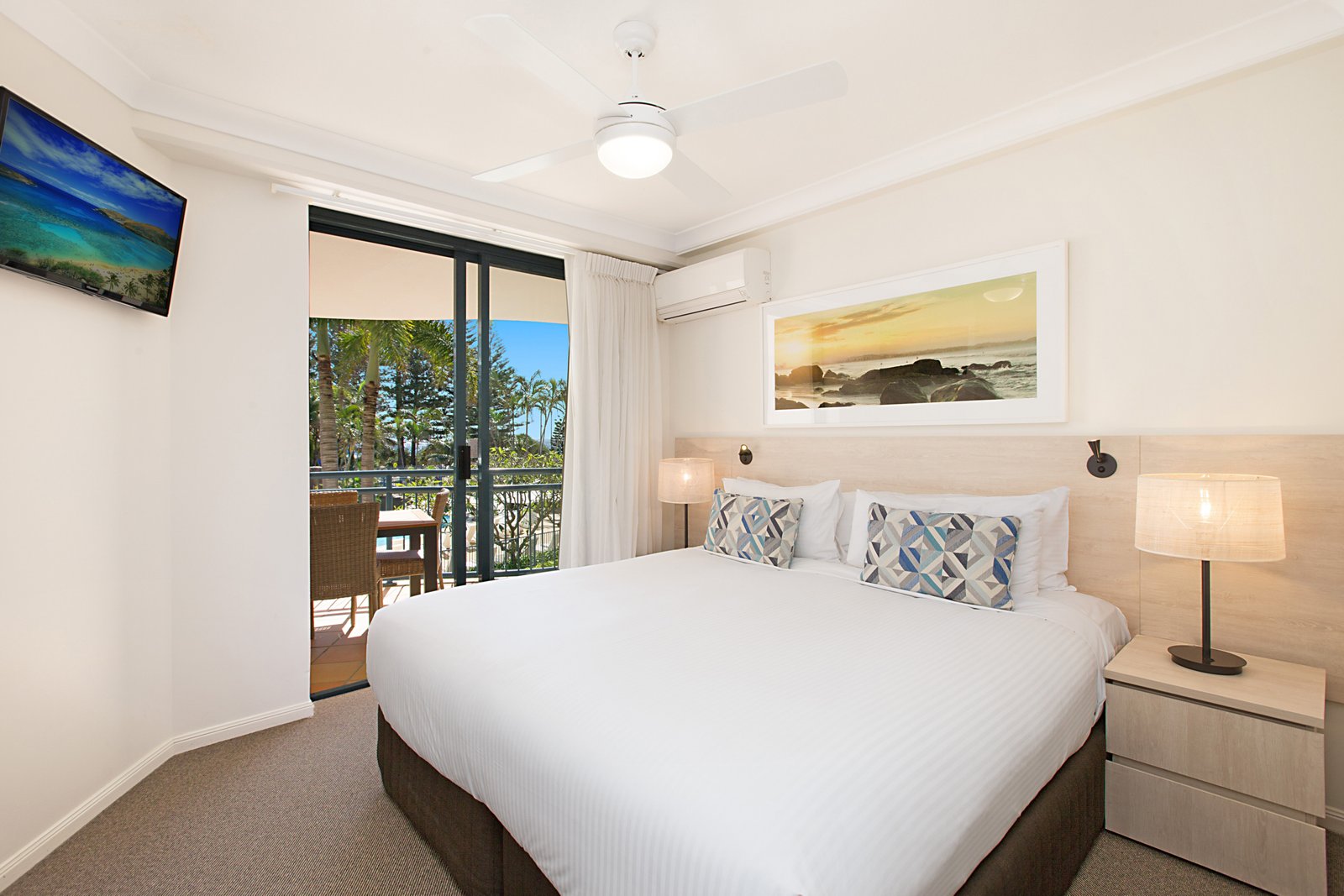 247-249/99 Griffith Street COOLANGATTA 6